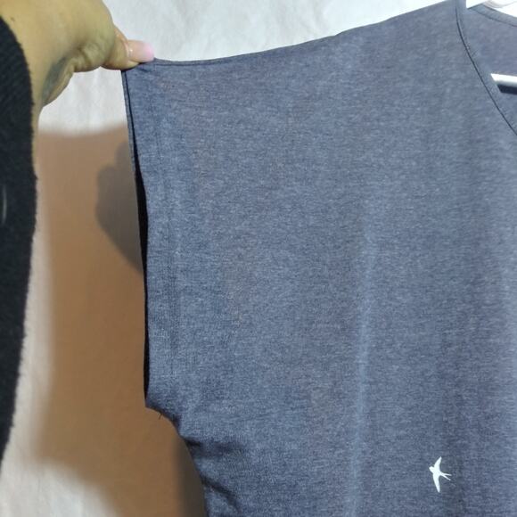 Dimana Gray Top with Birds in Flight Design Short Sleeve Novelty Cotton Size 16 - Picture 4 of 9